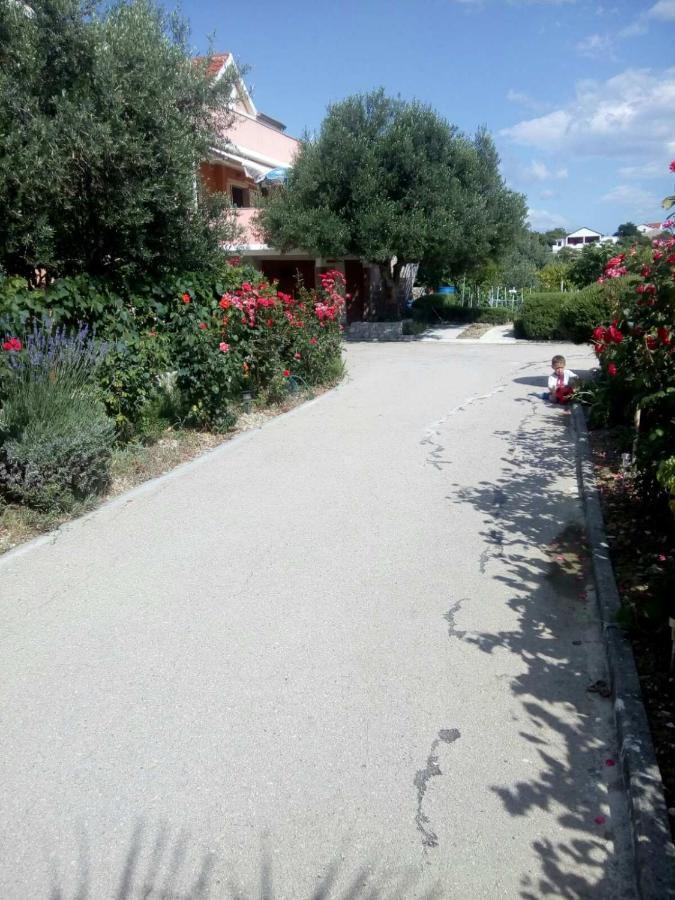 Apartment Olive Jovici  Esterno foto