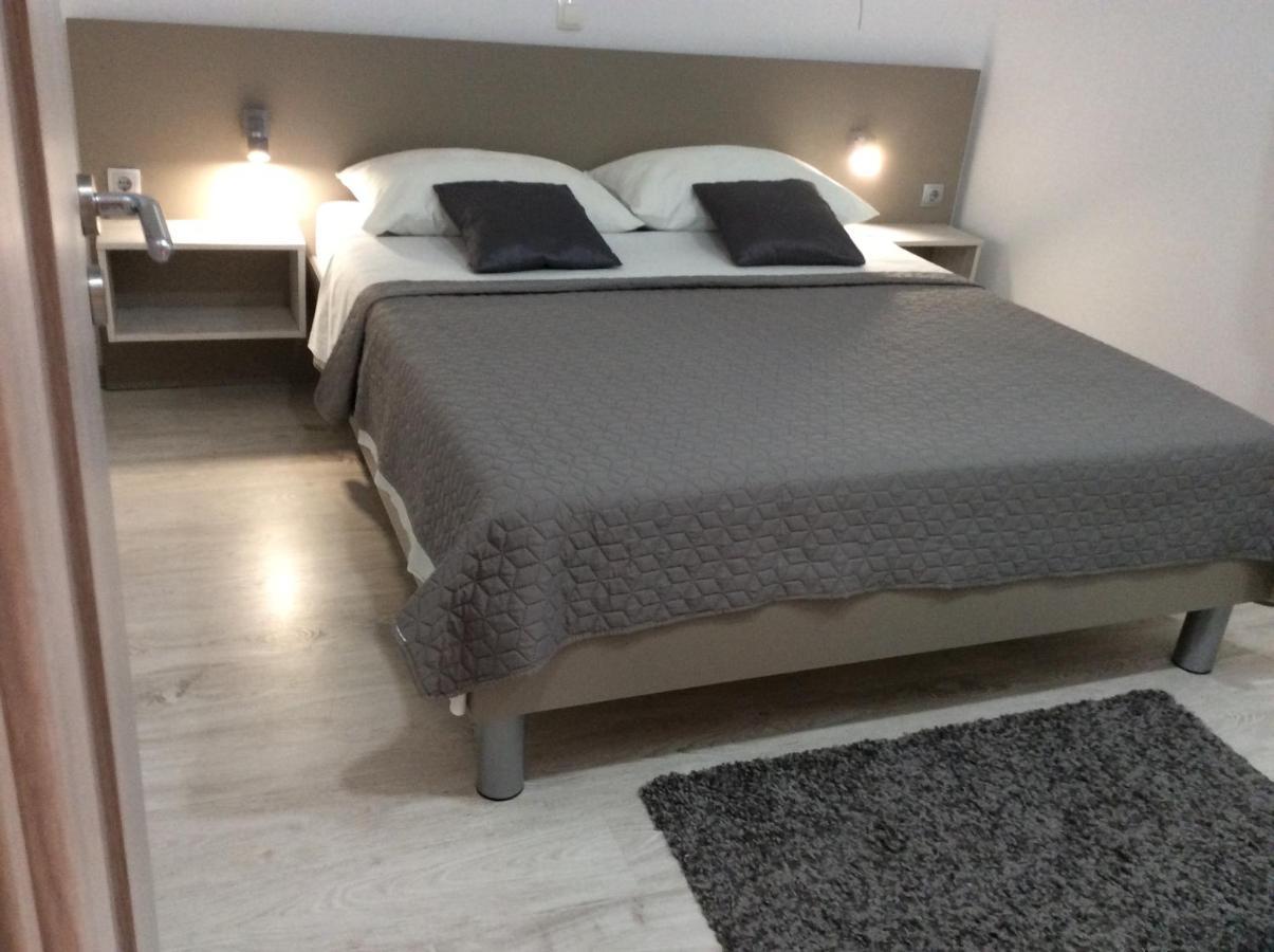 Apartment Olive Jovici  Esterno foto